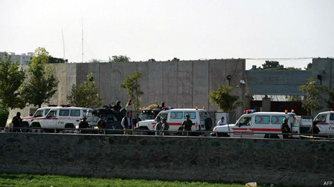 تلفات حملات انتحاری طالبان به ۴۱ کشته و ۱۱۰ زخمی رسید